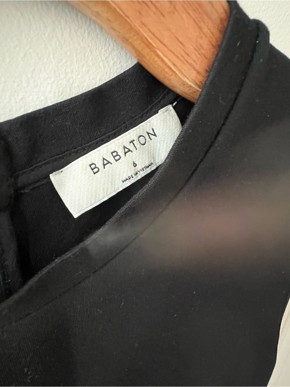 Babaton Black Sleeveless Midi Dress - Picture 4 of 7